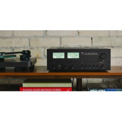 NAD C3030 stereo stiprintuvas