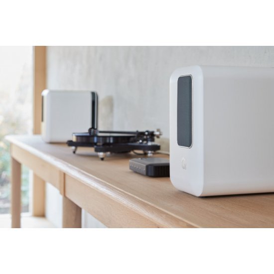 Q Acoustics Q Active 200 aktyvinės garso kolonėlės - ex demo