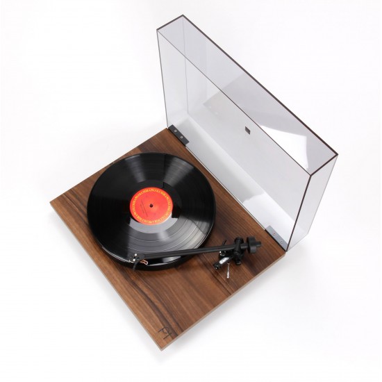 Rega Planar 1 plokštelių grotuvas 