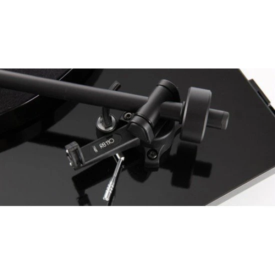 Rega Planar 1 Plus patefonas su fono korektoriumi Rega Planar 1 Plus patefonas su fono korektoriumi